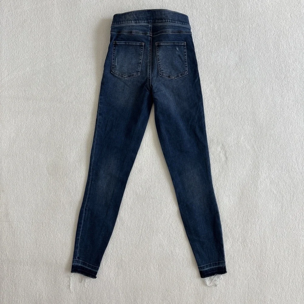 Spanx Pull On Jeans Legging Womens XS Distressed Skinny Raw Edge Hem Slimming